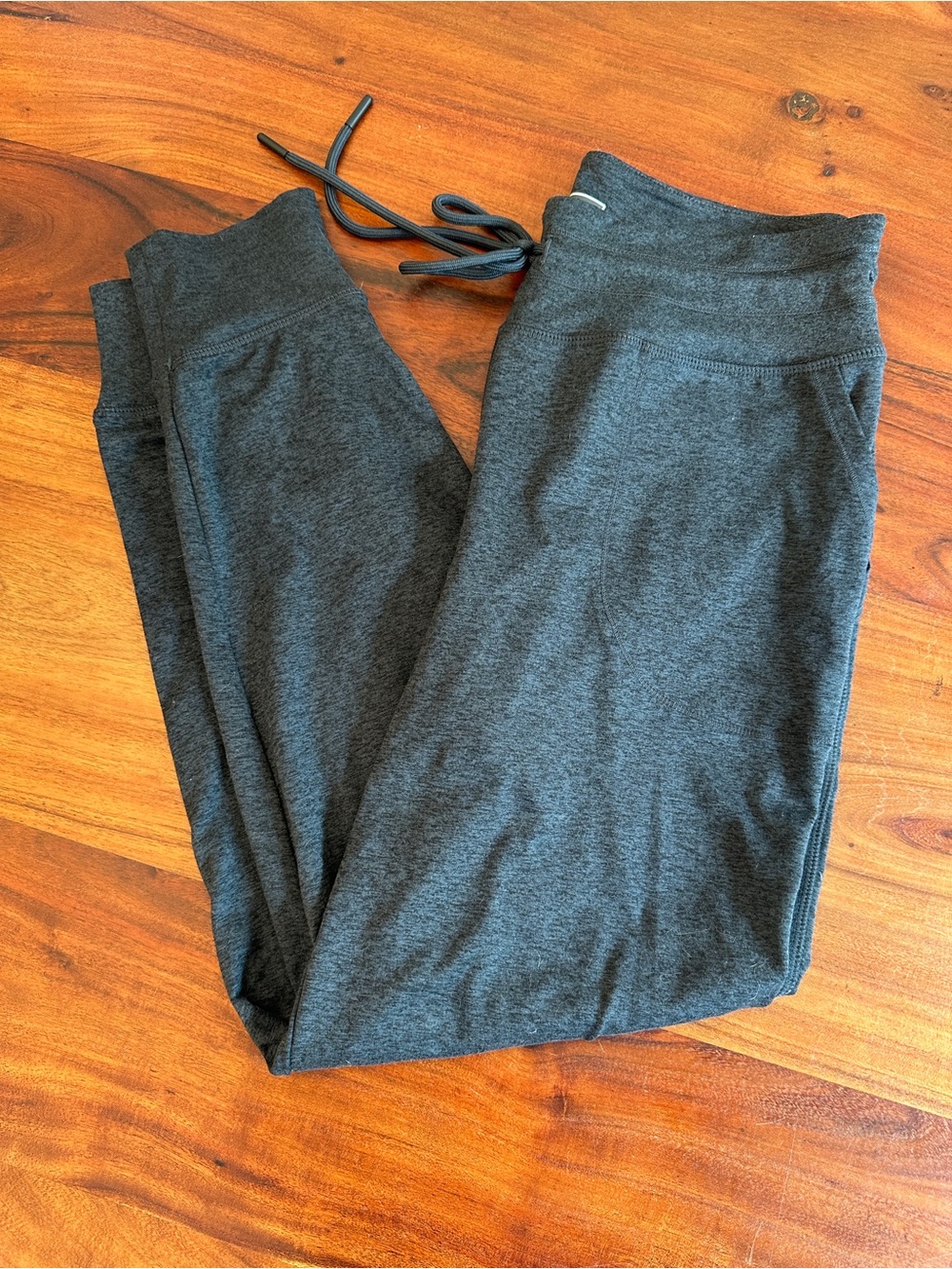 Lolé Women’s Jogger Pants in Charcoal Grey